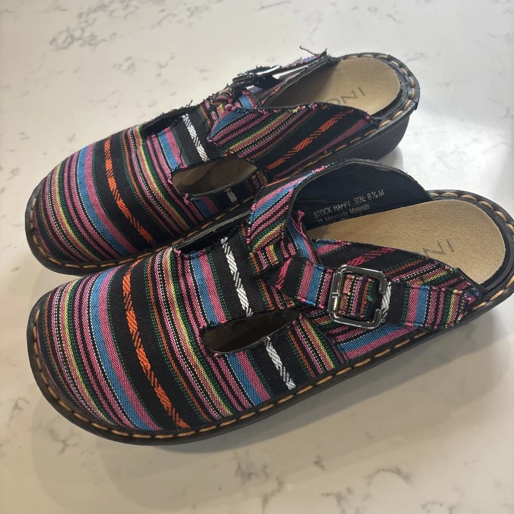 INGARO Happy SlipOn Clogs BuckleFabric Stripe Hippie Boho Comfort Women SZ 8.5 - Picture 2 of 10